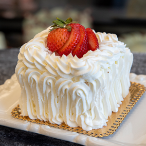 Diabetic Mini Cake with Strawberries Goodies