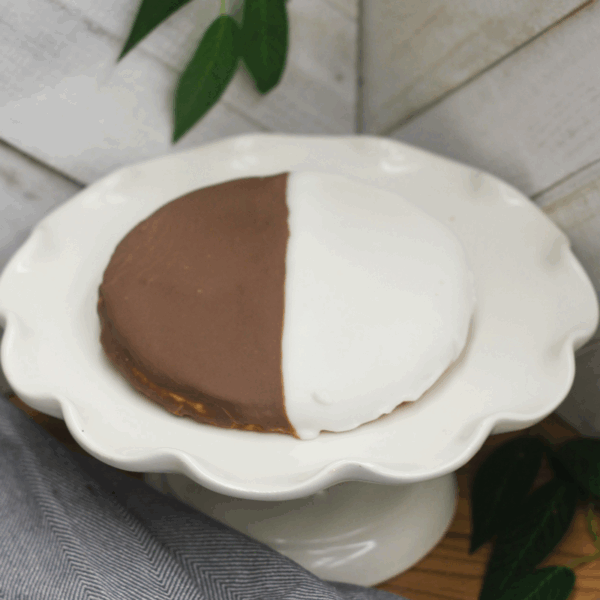 New York Black & White Cookie