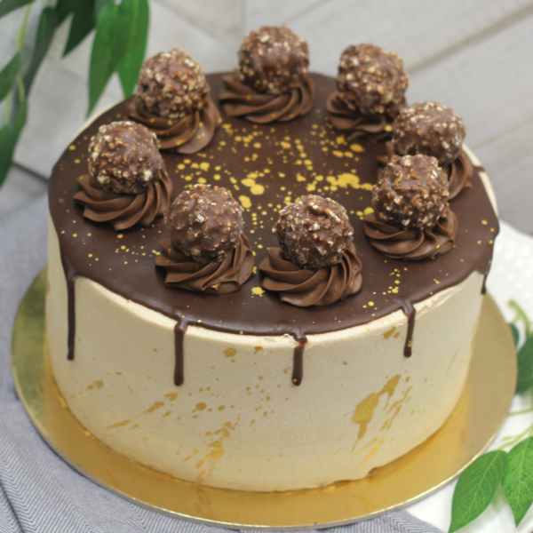 Golden Ferrero Rocher Torte