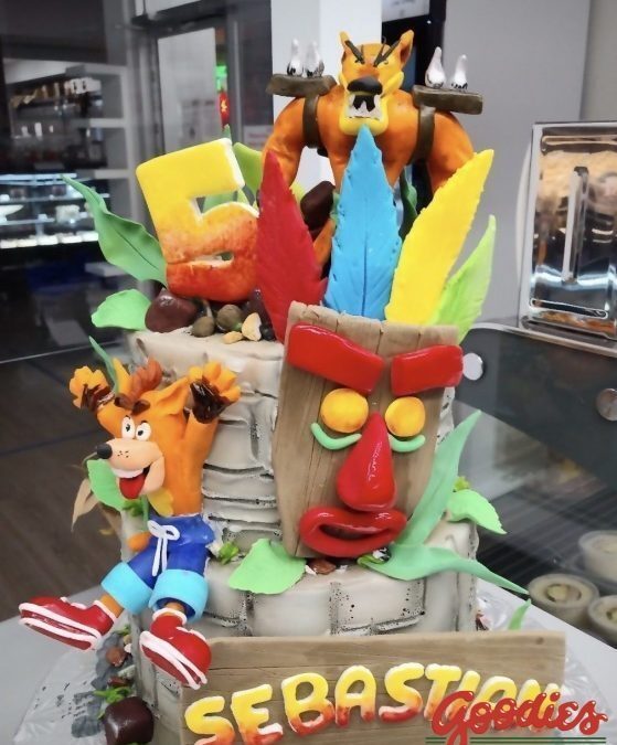 Crash Bandicoot Custom Birthday Cake