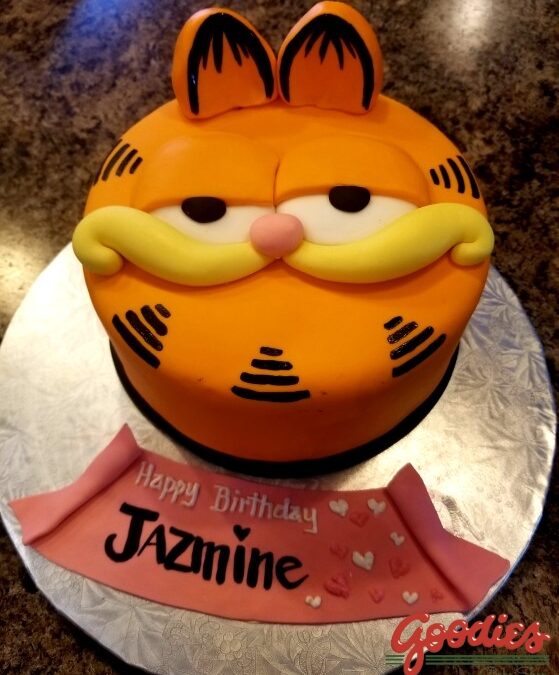Garfield Birthday Cake