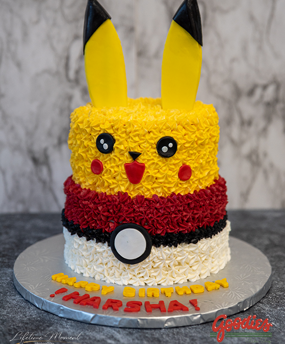 Pokémon Pikachu Cake